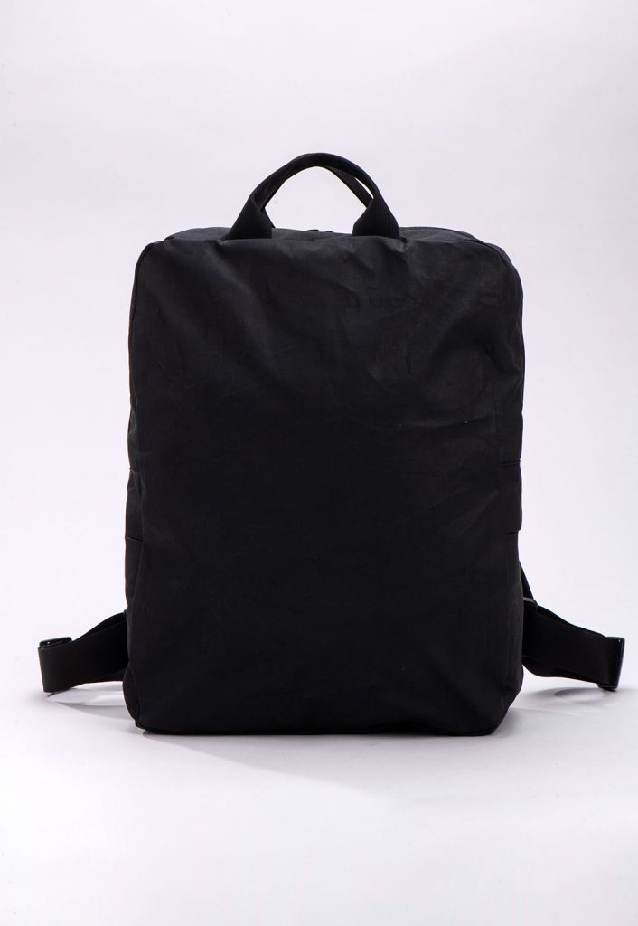 אונו – תיק גב טבעוני XL – שחור מט