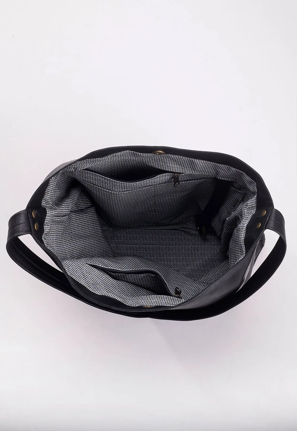 באקט L – תיק צד מעור – שחור