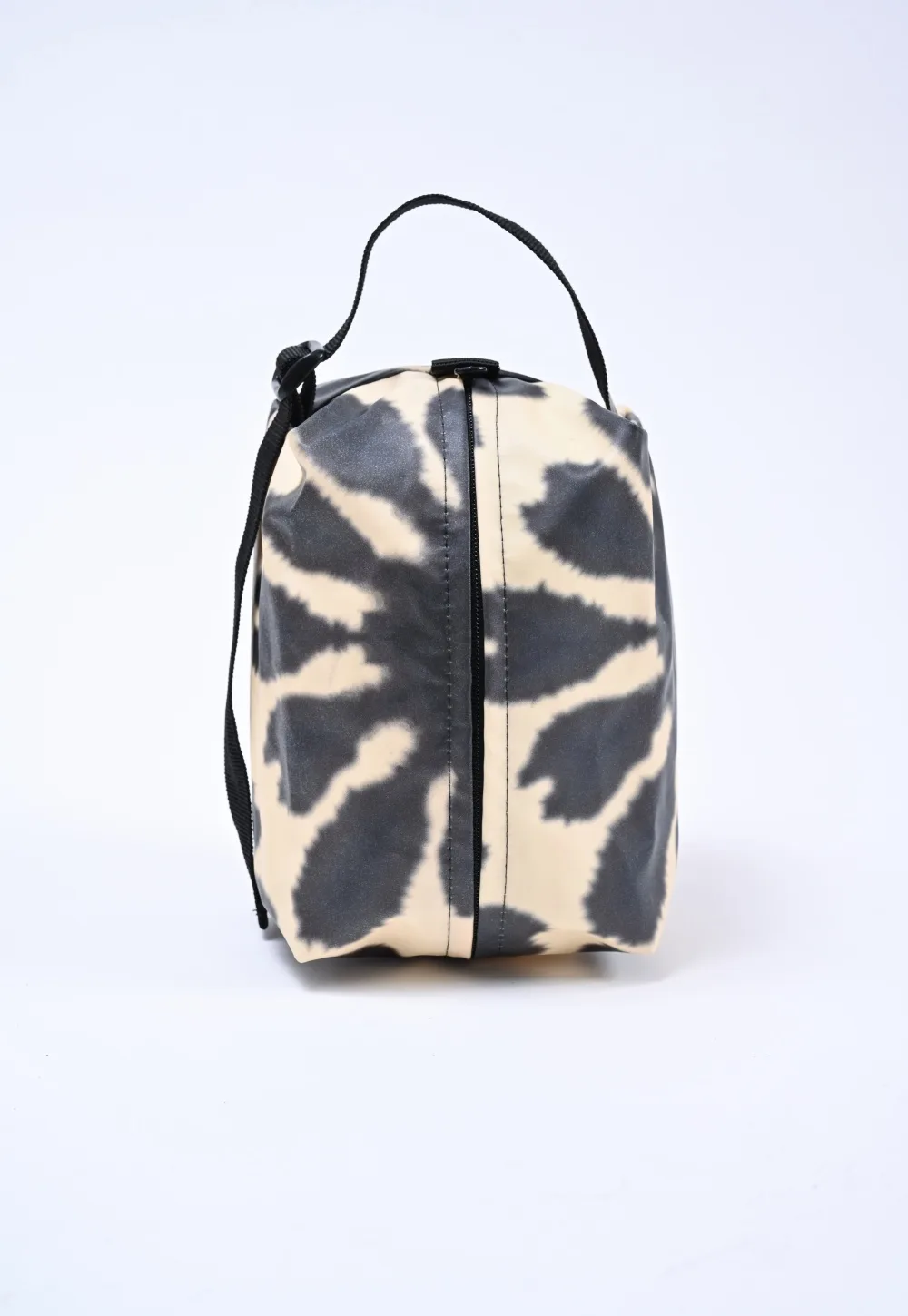 Massa Toiletry bag – Tie Dye