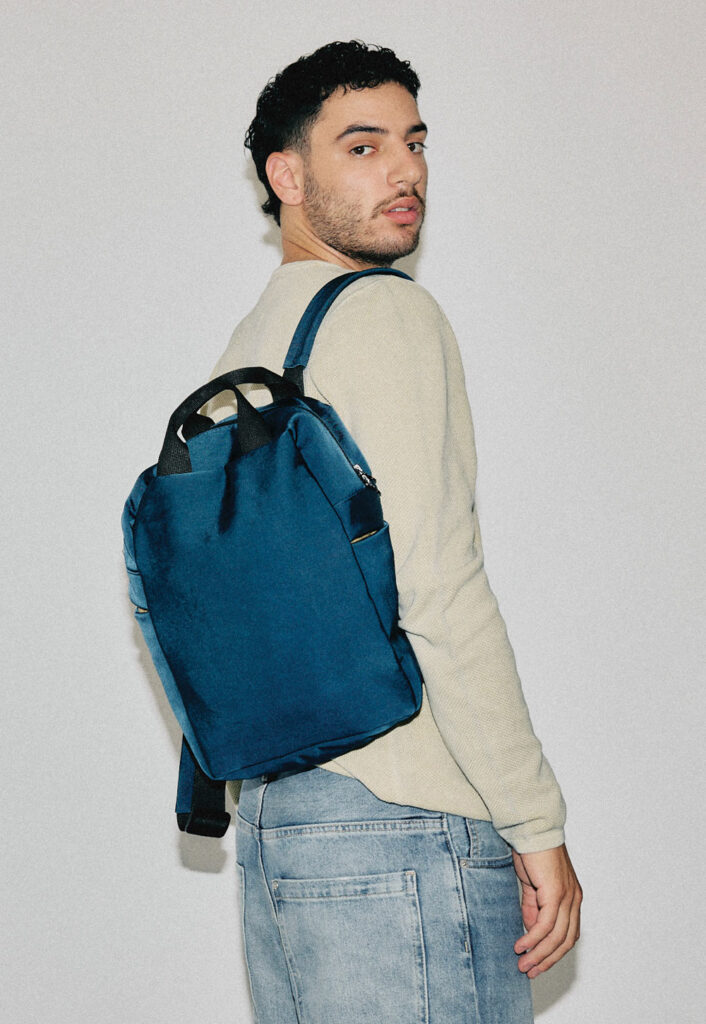 אלפא – תיק גב קטן – כחול