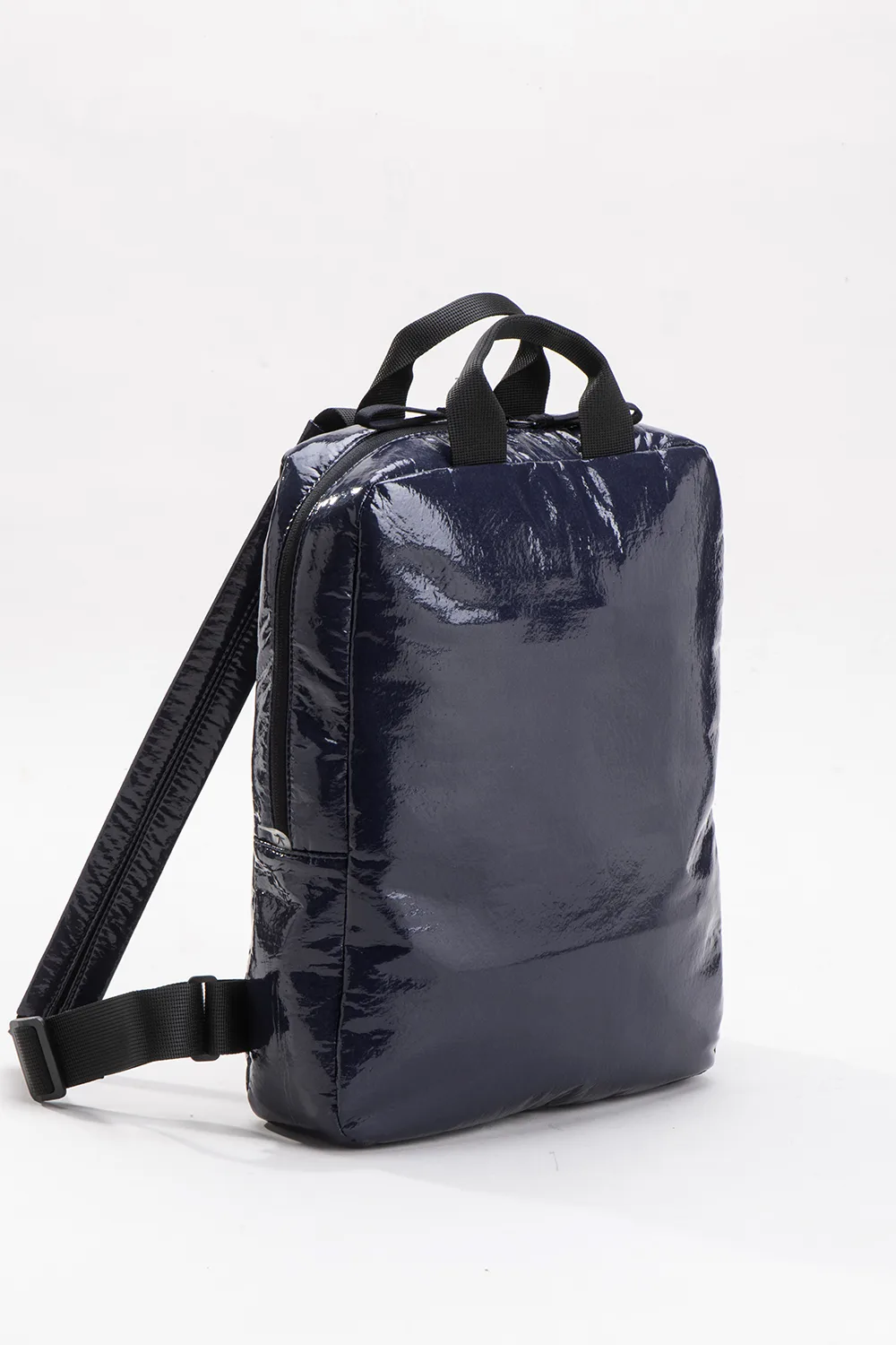 אונו – תיק גב טבעוני – כחול מידנייט