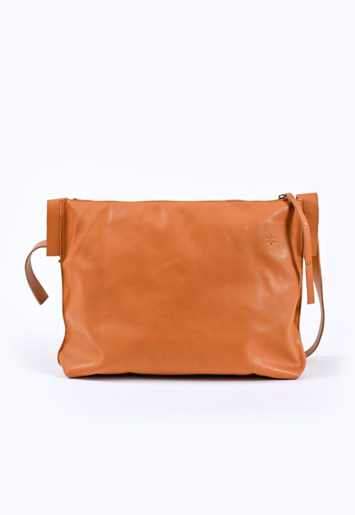 Neat Cross L – Camel