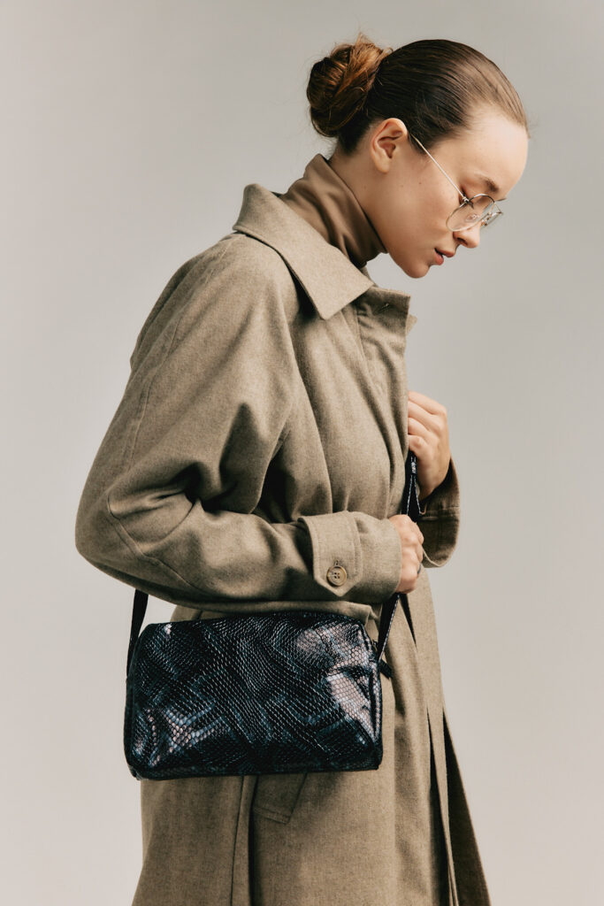 ג'ולייט – תיק עור – נחש שחור