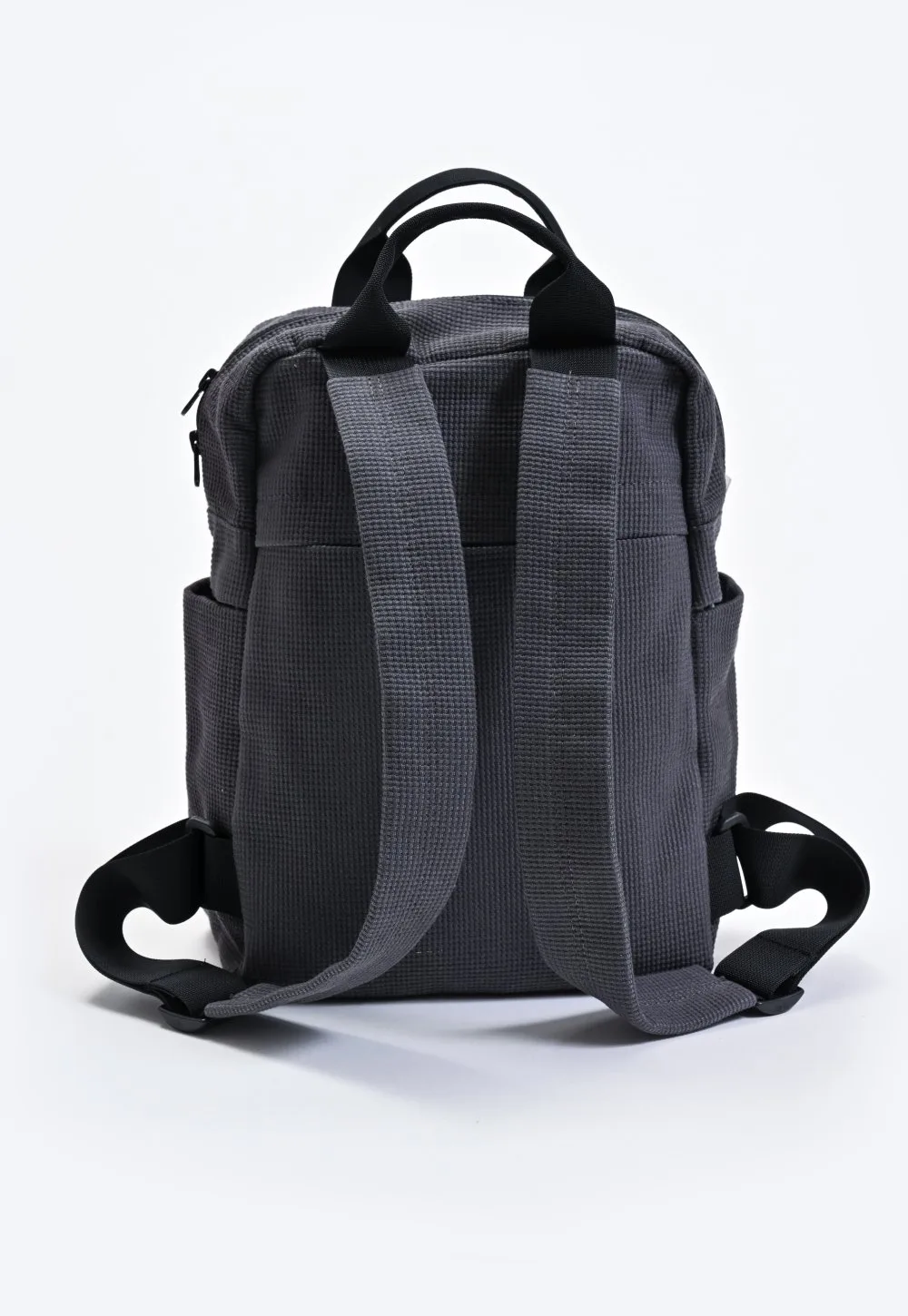 אלפא – תיק גב קטן – אפור כהה