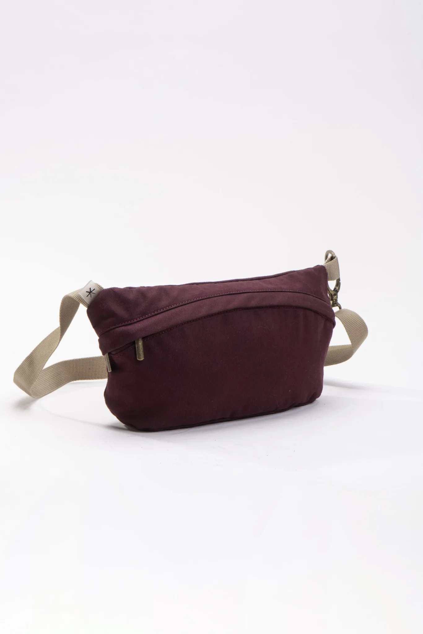 Shachar – Vegan Pouch – Bordeaux