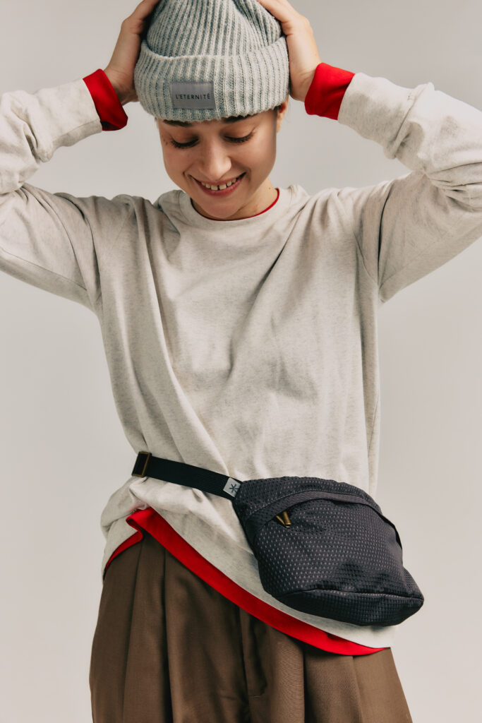 Shachar – Vegan Pouch – Brown