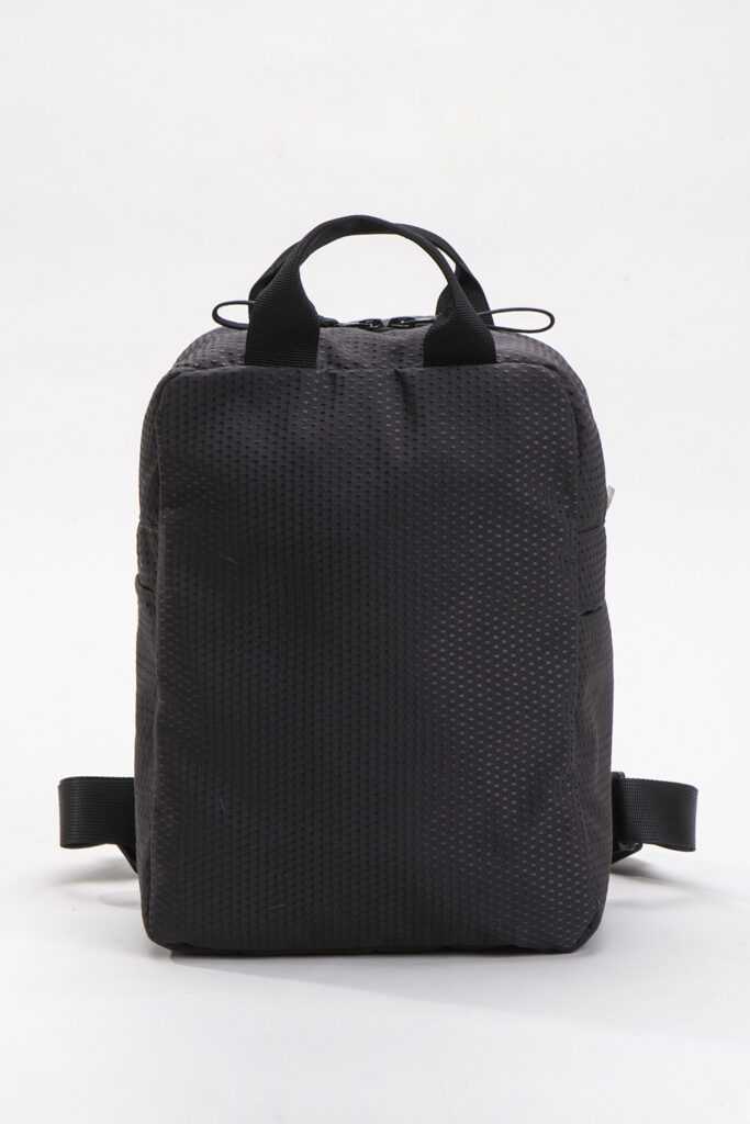 אלפא – תיק גב קטן – חום נקודות