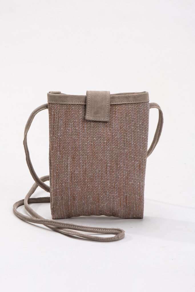 קונטקט – תיק טלפון קטן – ארוג