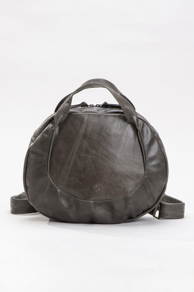 טיפה – תיק גב עור – זית S