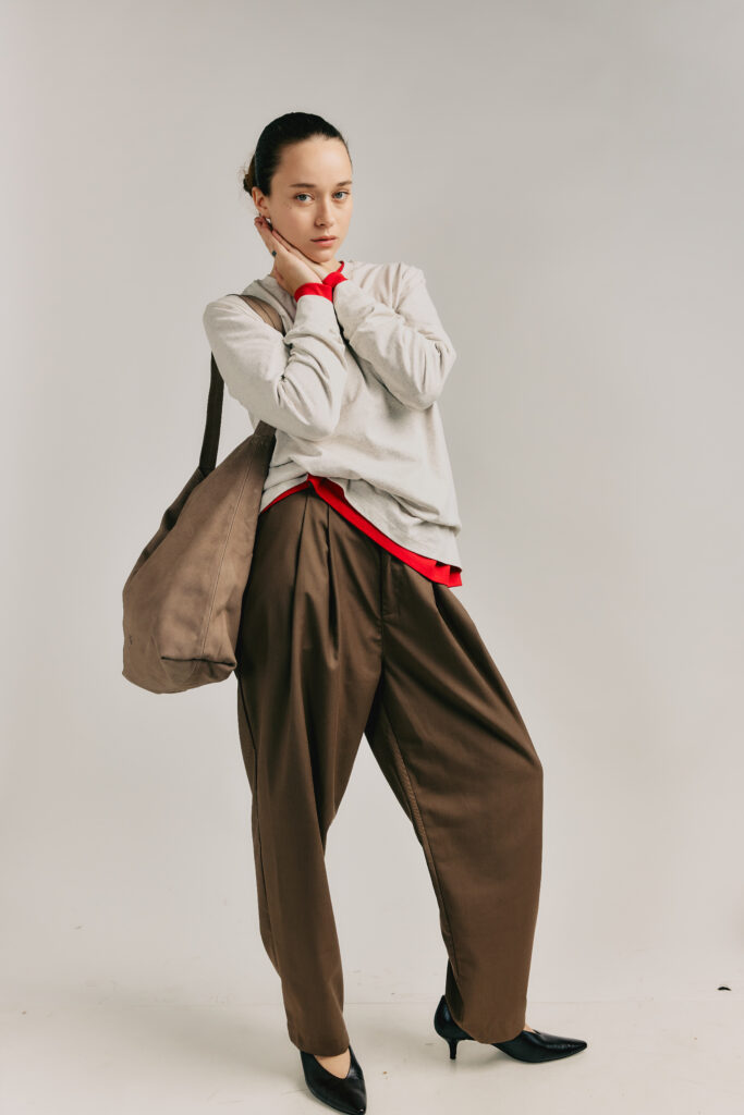 באקט L – תיק צד מעור – מוקה