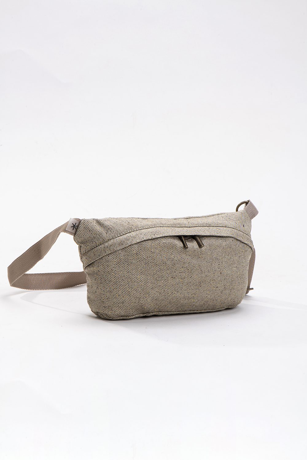 שחר – תיק פאוץ טבעוני – טבעי