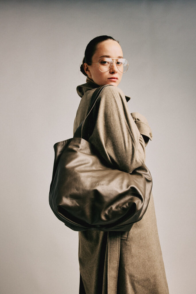 Cube Leather Bag – Khaki – M