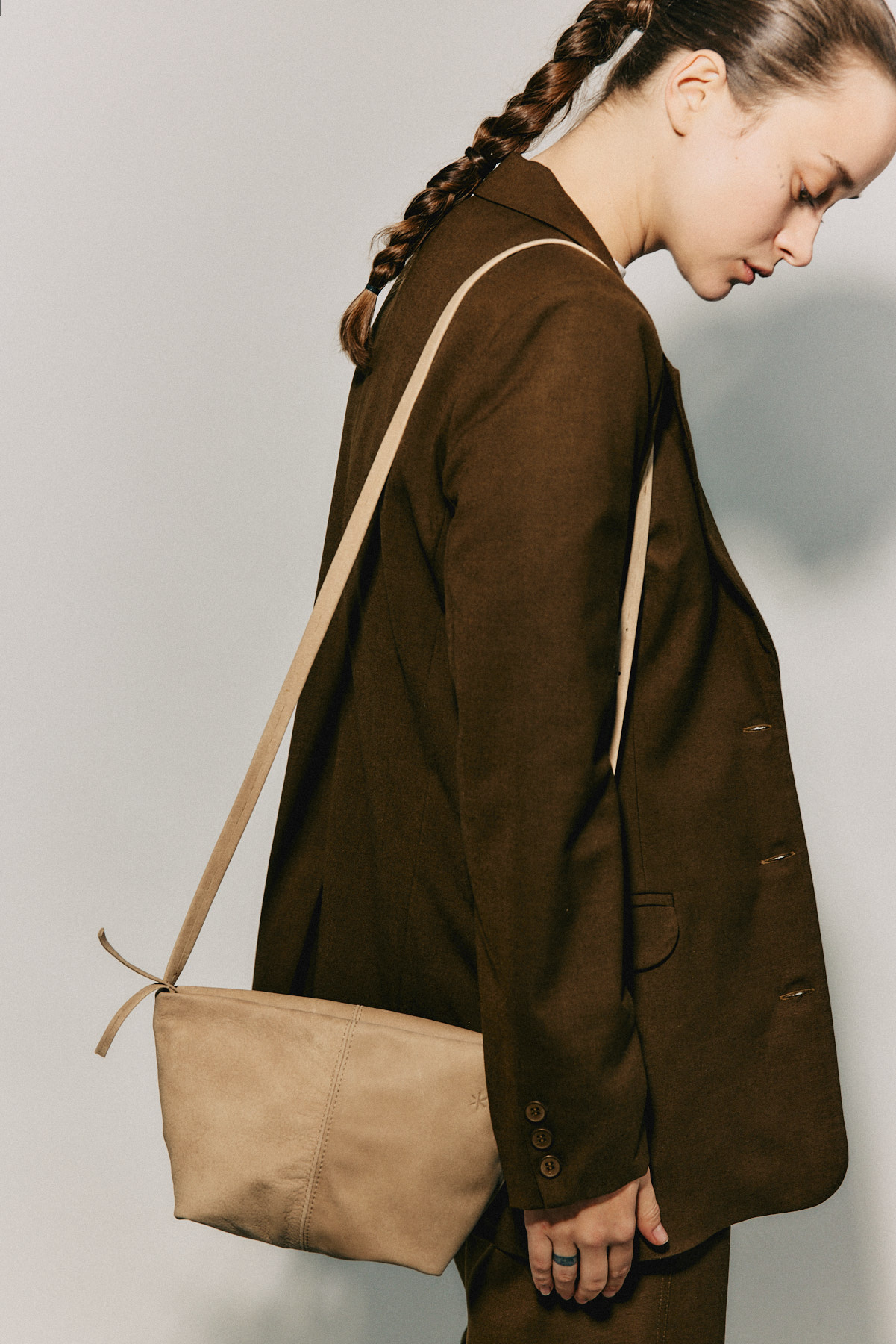 קסם קרוס – תיק ערב אלכסון – מוקה