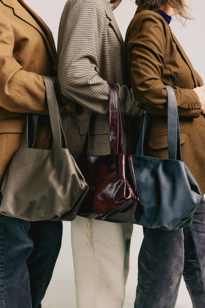 Cube Leather Bag – Khaki – S