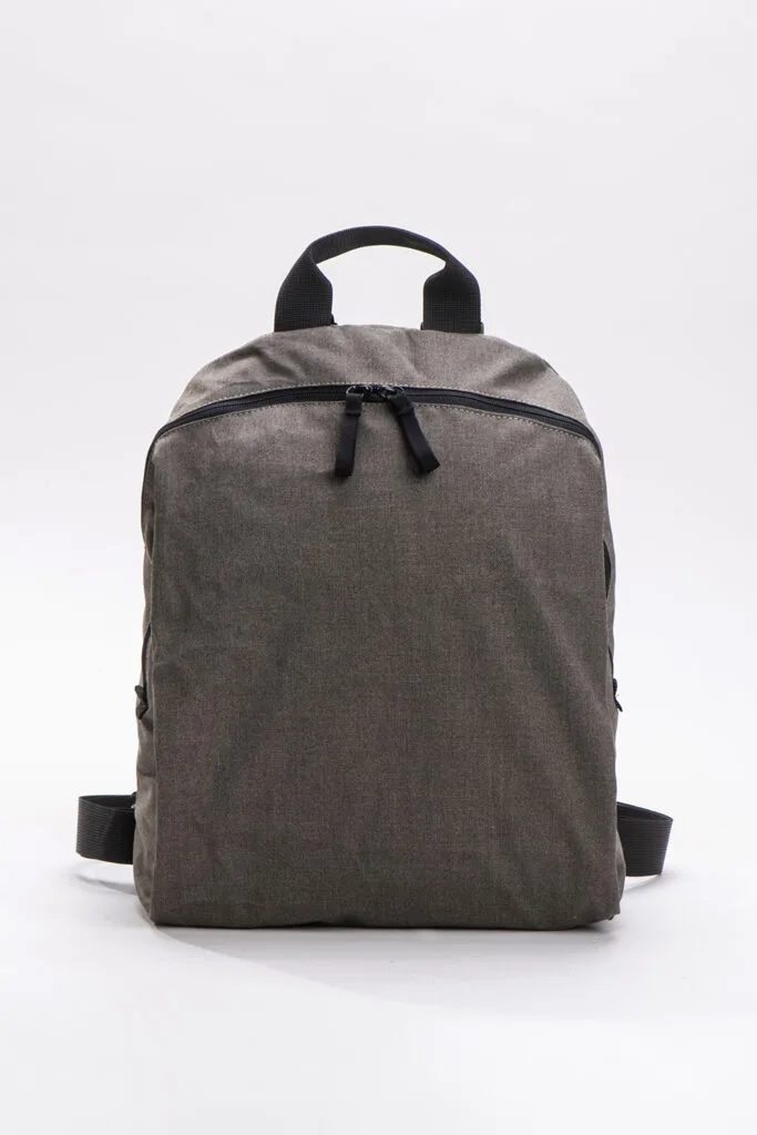 אומגה – תיק גב למחשב – חום