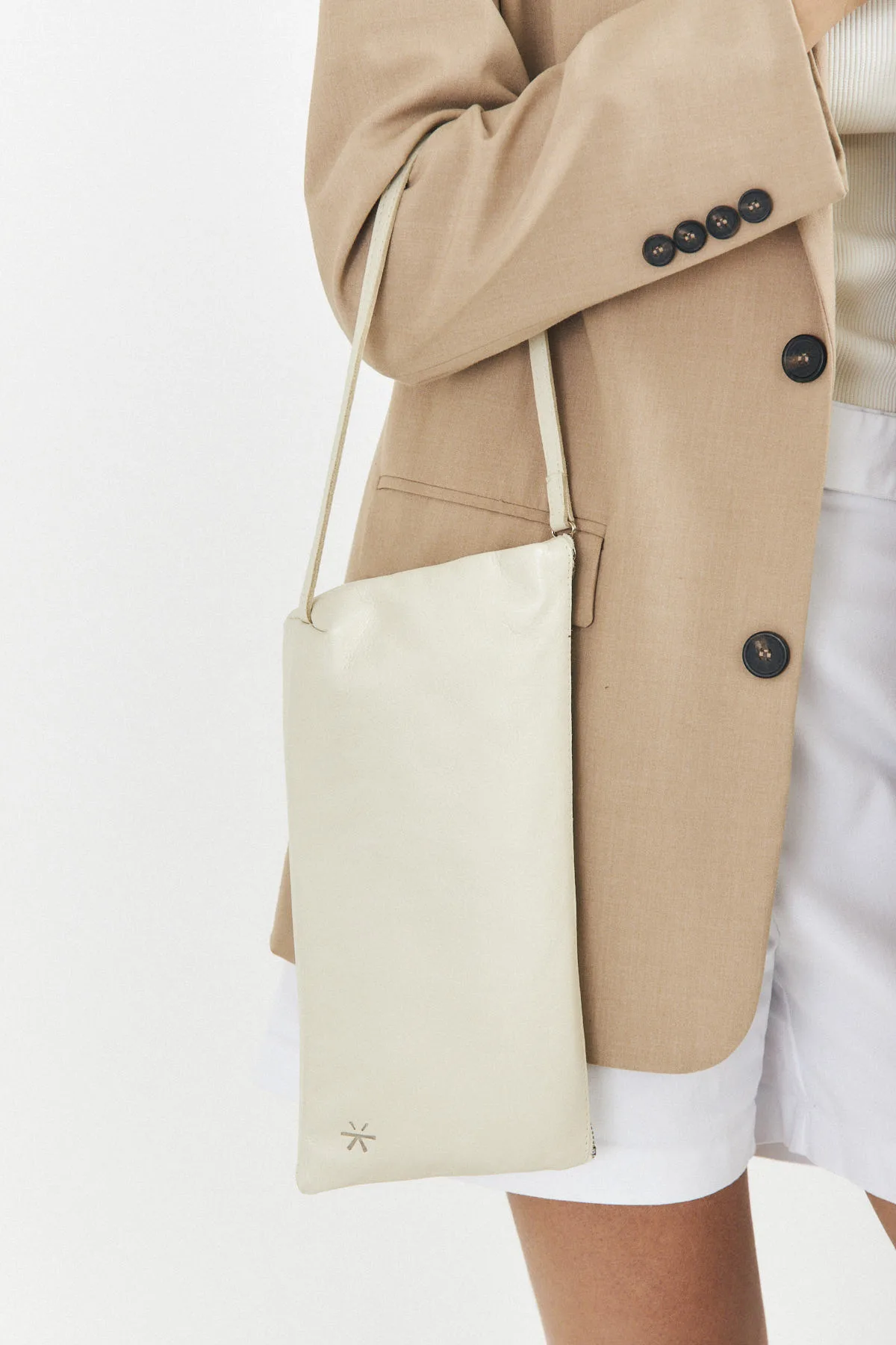 טרפז – קלאץ – לבן L